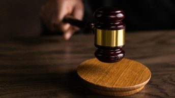 pexels-ekaterina-bolovtsova-(1920×900)